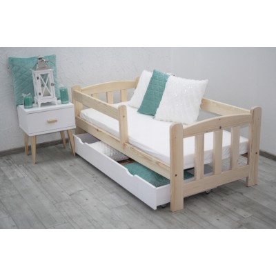 Łóżko dziecięce drewniane JAŚ 70x160 sosnowe + materac KPG